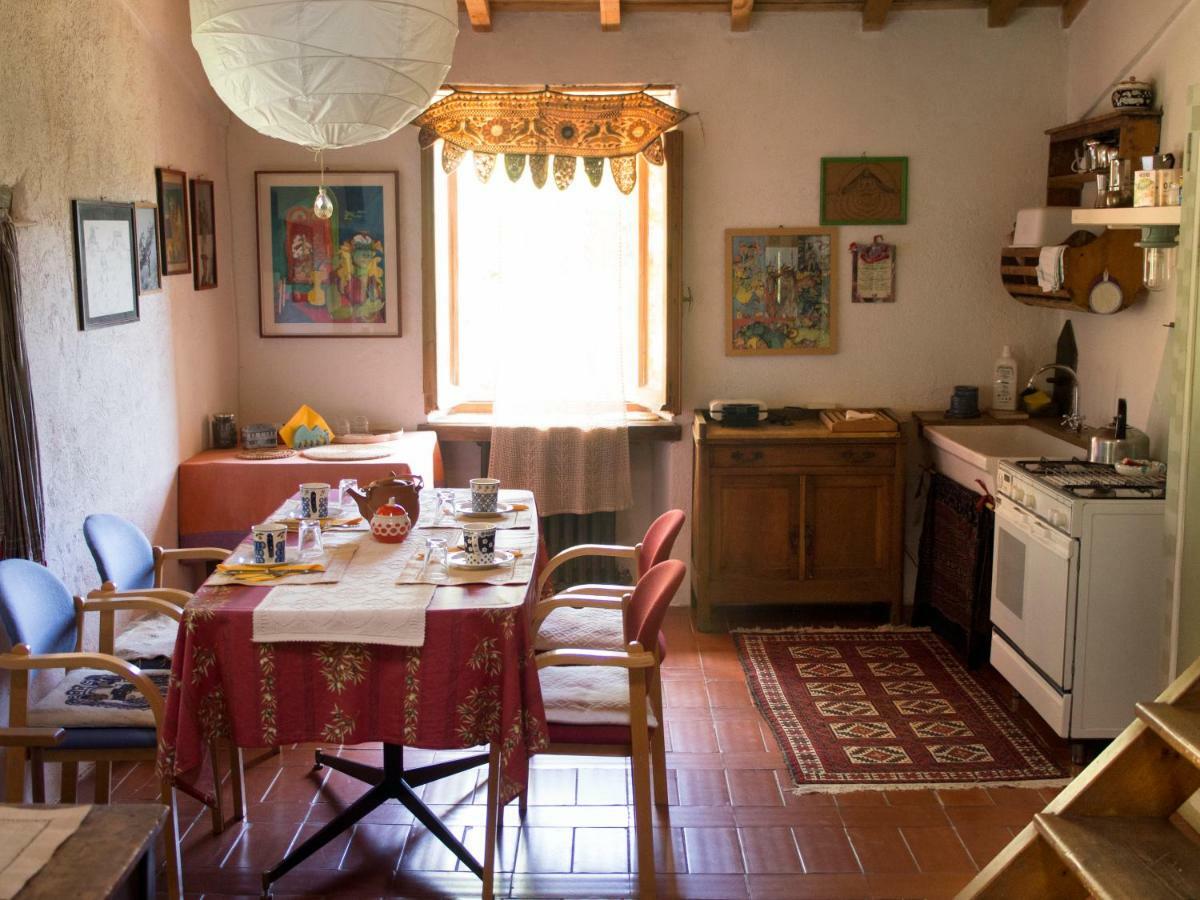 Casa La Valle, Gubbio, Frazione Santa Cristina Bed and Breakfast Buitenkant foto